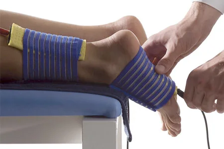 Elektrotherapie-Gerät - Amplitude-Fuss-Astar-Therapiegeraete