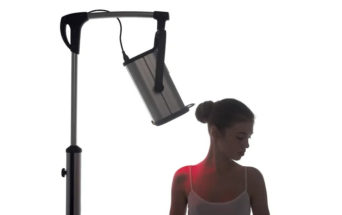 Infrarotlampe - Lumina – therapeutische IR-Lampe auf fahrbarem Stativ
