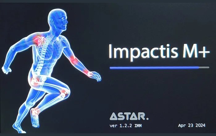 Startbildschirm Impactis M+ für Stoßwellentherapie - Astar Therapiegeräte
